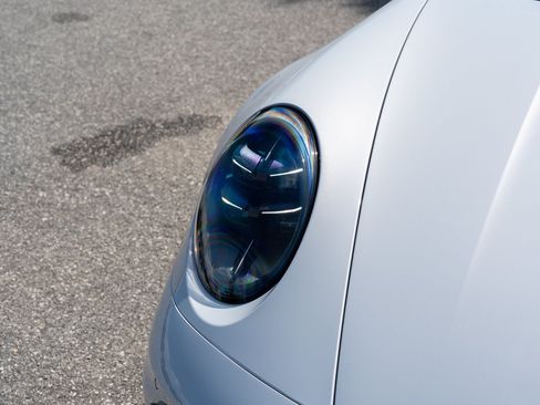 Certified 2025 Porsche 911 Carrera 4 GTS AWD/4WD image 19