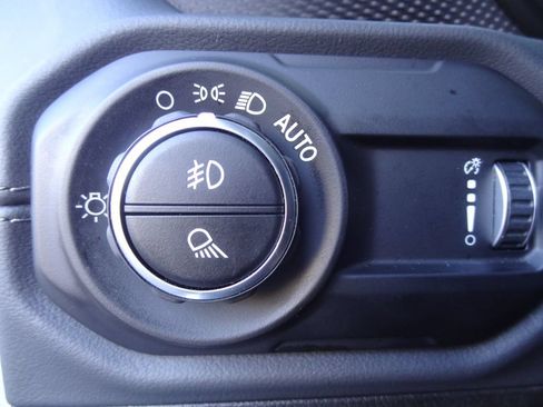 Used 2026 Jeep Gladiator Rubicon AWD/4WD image 19