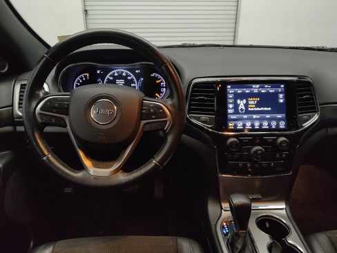 Used 2022 Jeep Grand Cherokee Laredo X AWD/4WD image 22