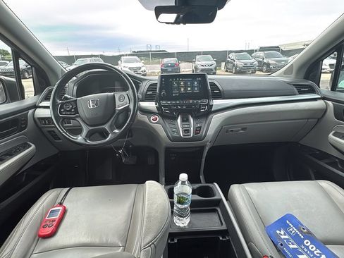 Used 2018 Honda Odyssey EX-L image 7