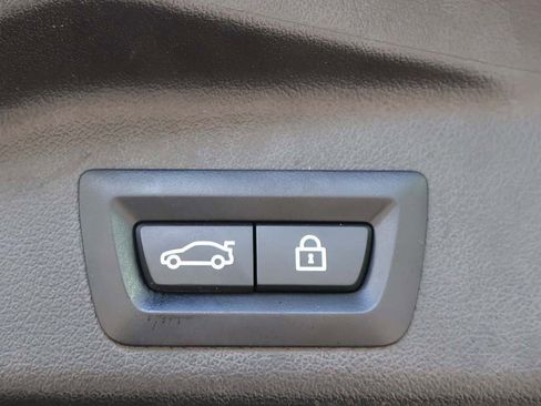 Used 2023 BMW X5 sDrive40i w/ Executive Package image 25