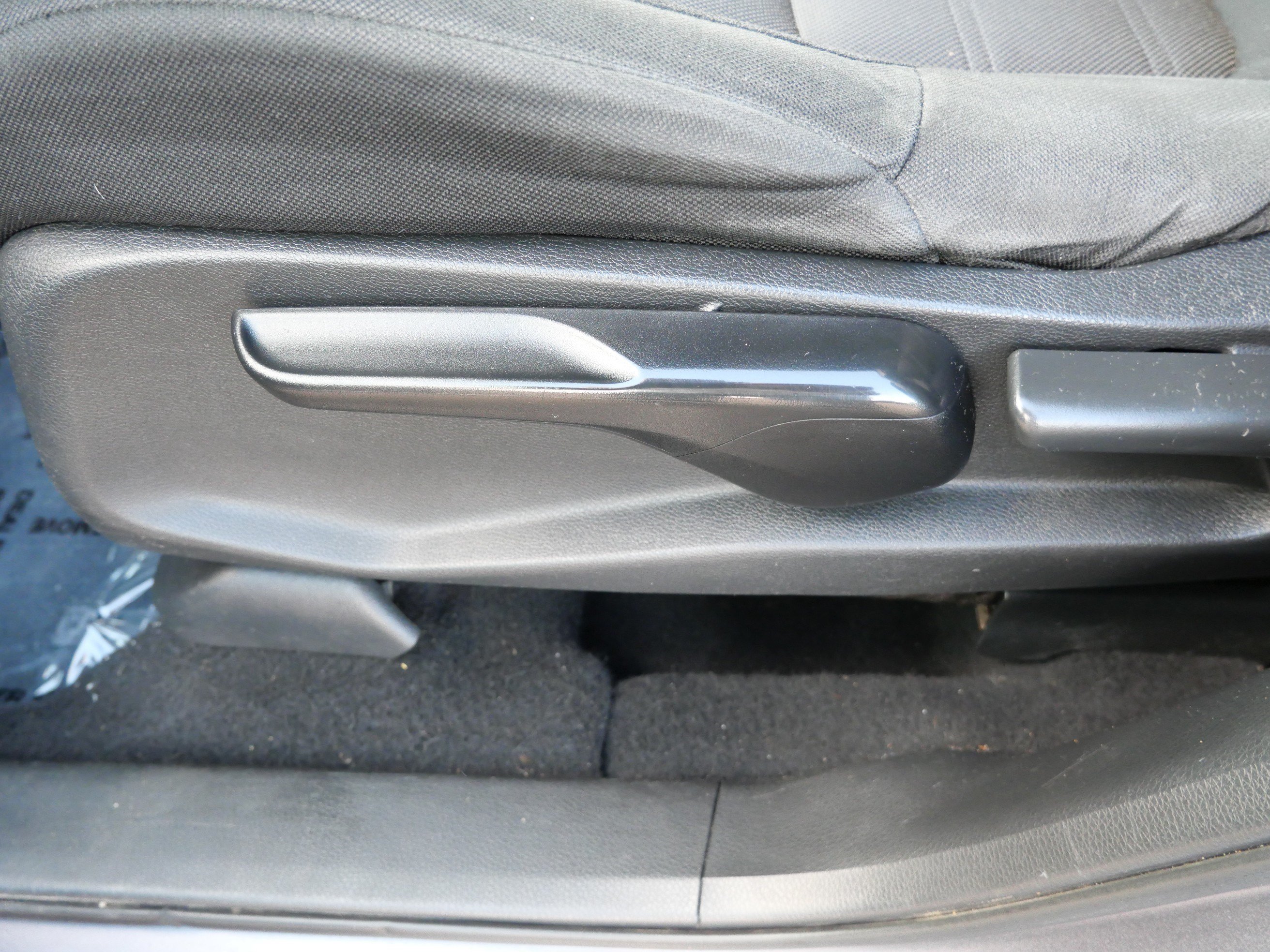 Used 2019 Honda CR-V LX image 19