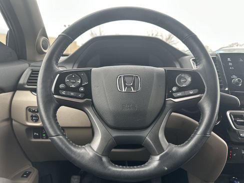 Used 2021 Honda Pilot Touring image 21