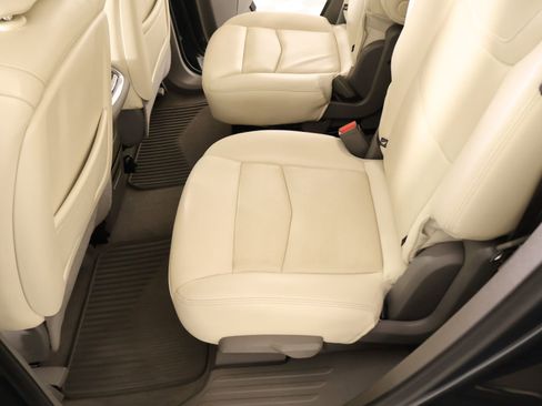Used 2021 Cadillac XT6 Premium Luxury FWD image 13