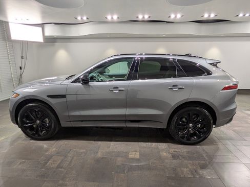 New 2026 Jaguar F-PACE R-Dynamic S image 3