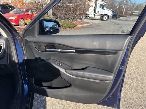 Used 2022 Kia Seltos EX image 36