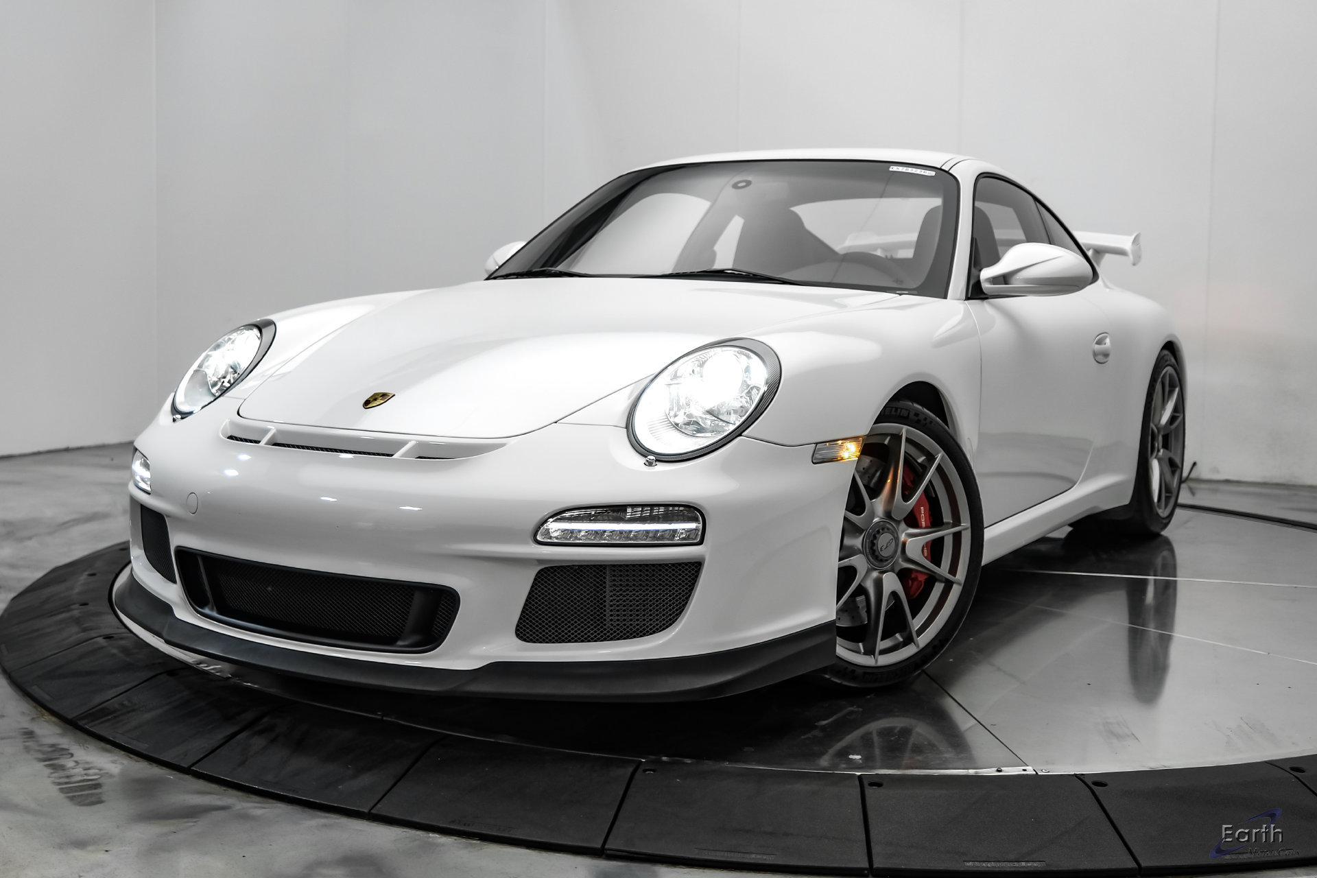Used 2010 Porsche 911 GT3 RWD image 6