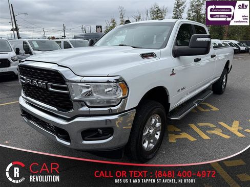 Used 2024 RAM 3500 Big Horn AWD/4WD image 3