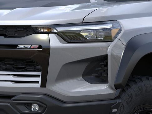 New 2025 Chevrolet Colorado ZR2 w/ ZR2 Bison Edition image 10
