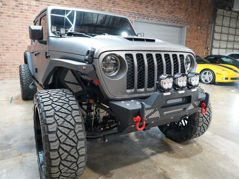 Used 2020 Jeep Gladiator Sport w/ Quick Order Package 24S AWD/4WD image 26