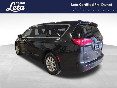 Used 2023 Chrysler Voyager LX FWD image 4