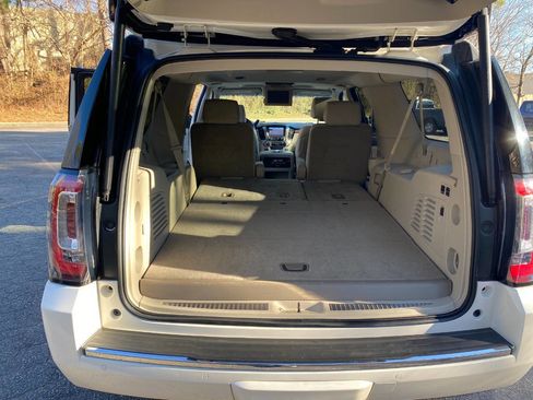 Used 2015 GMC Yukon XL Denali w/ Touring Package image 62