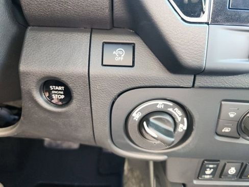 New 2026 Nissan Frontier SV w/ SV Convenience Package AWD/4WD image 32