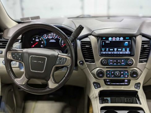 Certified 2017 GMC Yukon Denali image 6