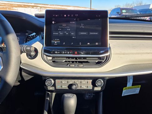 New 2026 Jeep Compass Limited AWD/4WD image 18