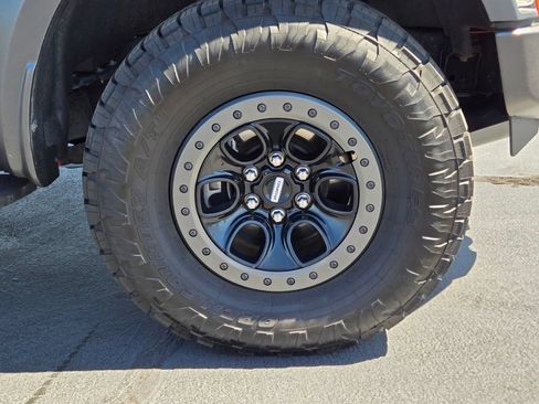 Used 2022 Ford F150 Raptor w/ Equipment Group 801A High AWD/4WD image 25