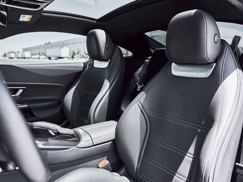 Used 2025 Mercedes-Benz AMG GT 63 image 43