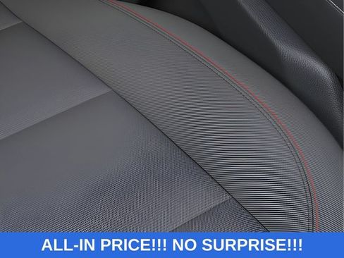 New 2026 Chevrolet Traverse LT w/ Driver Confidence Package AWD/4WD image 15