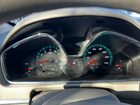 Used 2017 Chevrolet Traverse LS image 18