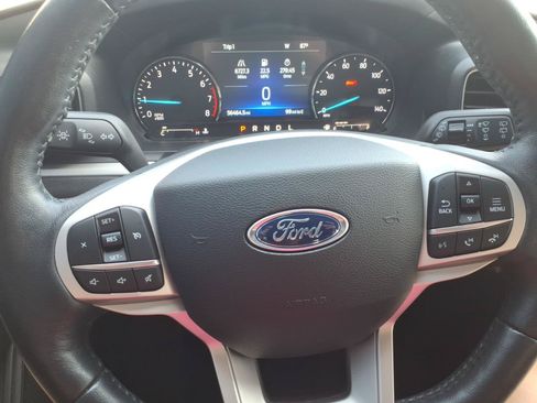 Certified 2022 Ford Explorer XLT w/ Equipment Group 202A RWD image 19