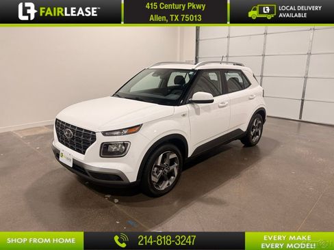 Used 2025 Hyundai Venue SEL FWD image 1