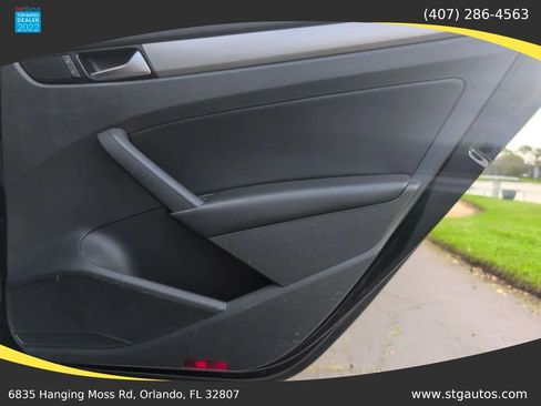 Used 2014 Volkswagen Passat 1.8T SE FWD image 21