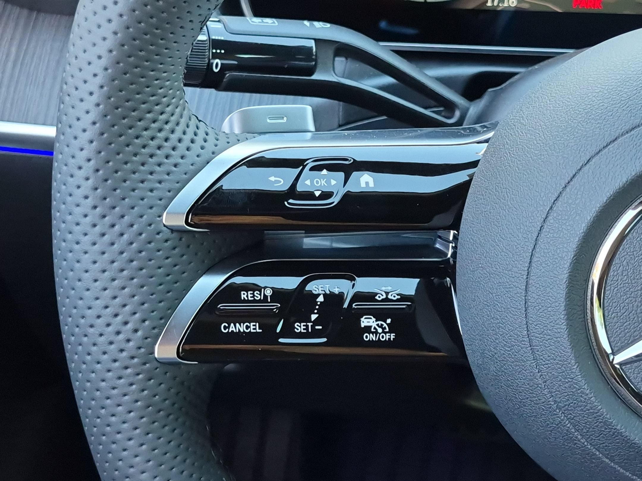 New 2027 Mercedes-Benz CLE 450 4MATIC Cabriolet image 19