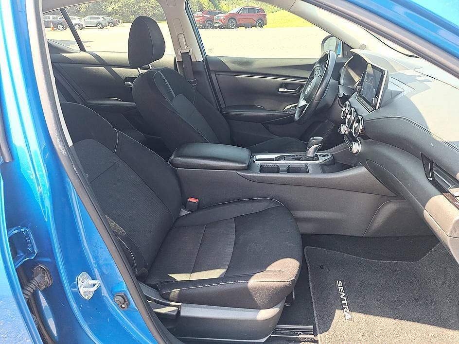 Used 2020 Nissan Sentra SV w/ Electronics Package FWD image 21