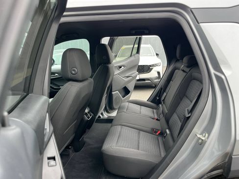 Used 2025 Chevrolet Equinox LT FWD image 26