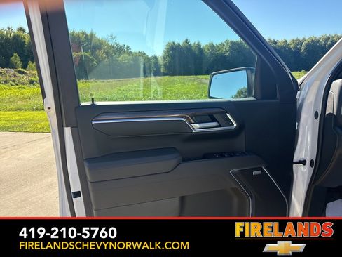 New 2025 Chevrolet Silverado 1500 RST w/ Redline Edition image 13