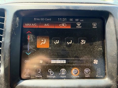 Used 2014 Jeep Cherokee Latitude FWD image 26