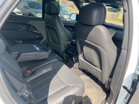 Used 2023 Land Rover Range Rover Sport SE AWD/4WD image 16