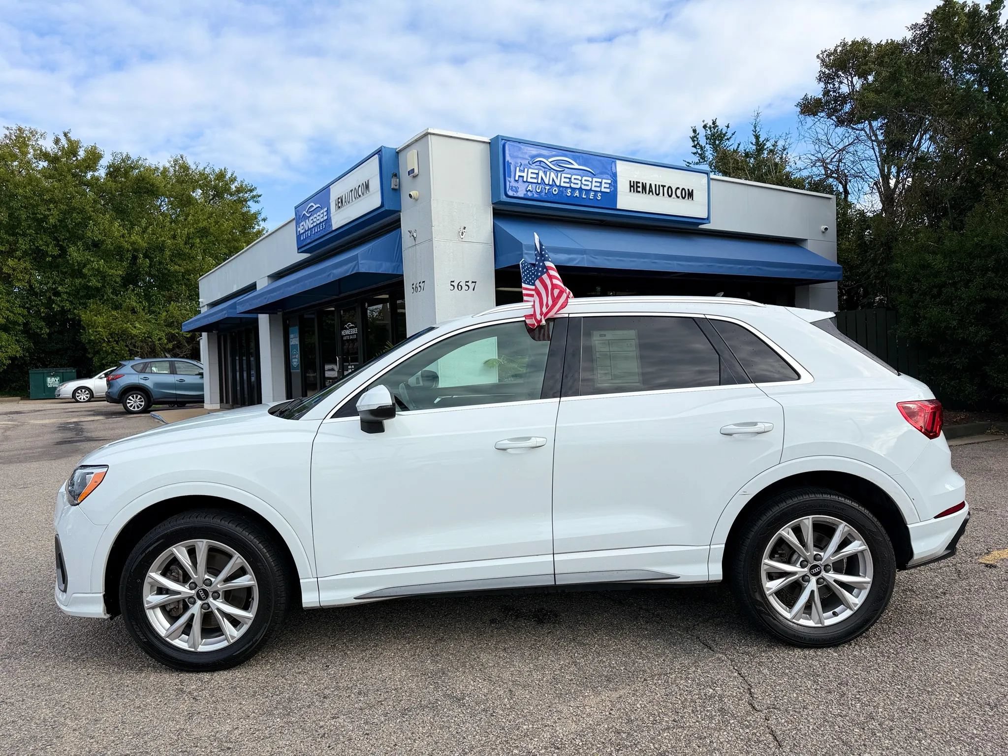 Used 2021 Audi Q3 2.0T Premium w/ Convenience Package AWD/4WD image 9