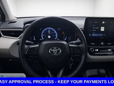 Used 2026 Toyota Corolla LE FWD image 12