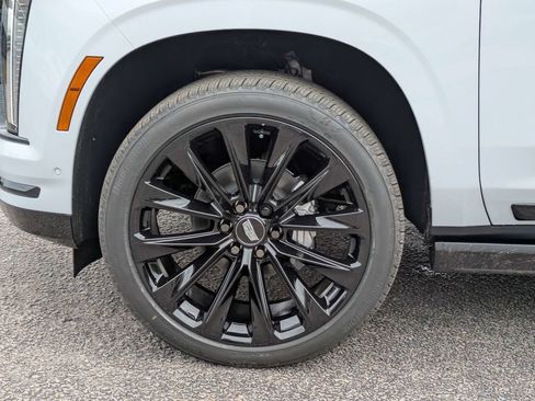 New 2026 Cadillac Escalade Platinum Sport AWD/4WD image 16