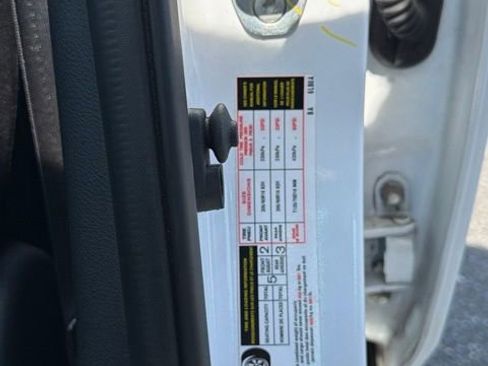 Used 2021 Nissan Sentra SV FWD image 26