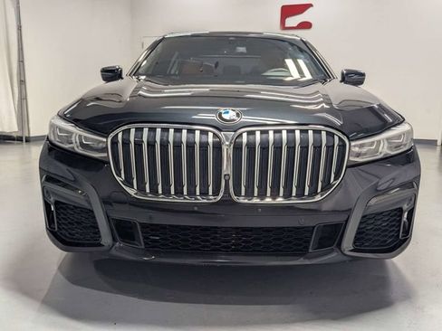 Used 2020 BMW 740i xDrive w/ M Sport Package image 25