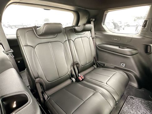 New 2026 Jeep Grand Cherokee L Limited AWD/4WD image 35