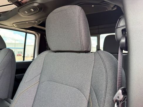 New 2026 Jeep Gladiator Sport AWD/4WD image 22