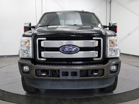 Used 2016 Ford F350 King Ranch w/ King Ranch w/Chrome Package AWD/4WD image 2