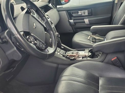 Used 2016 Land Rover LR4 HSE Silver Edition AWD/4WD image 4