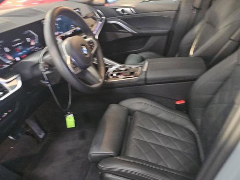 Used 2026 BMW X6 xDrive40i image 3