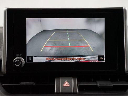Used 2023 Toyota RAV4 XLE FWD image 19