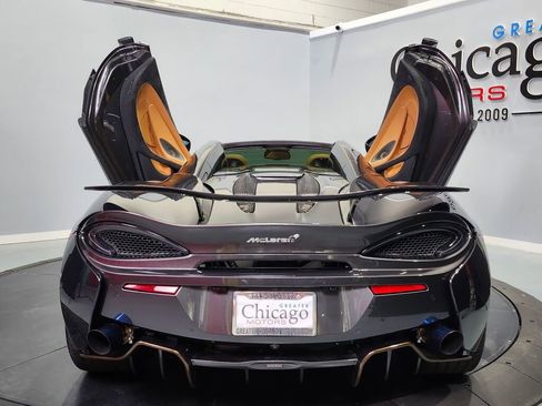 Used 2019 McLaren 570S Spider RWD image 12