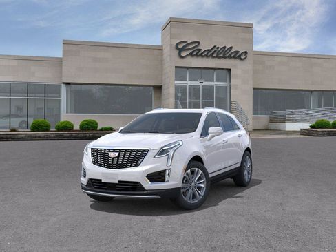 New 2026 Cadillac XT5 Premium Luxury w/ Driver Assist Package AWD/4WD image 8