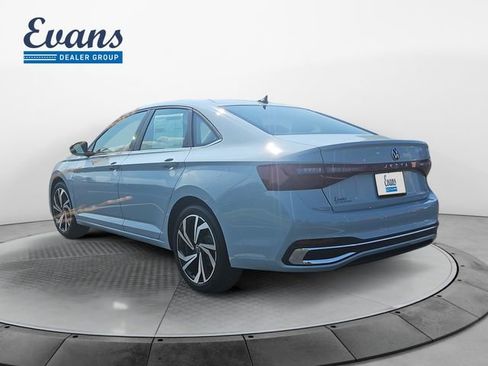 New 2025 Volkswagen Jetta SEL FWD image 4