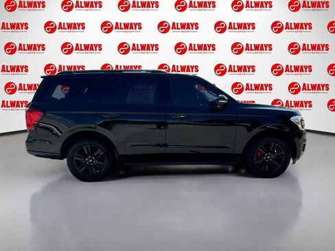 Used 2022 Ford Expedition XLT RWD image 4