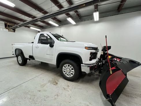 New 2026 Chevrolet Silverado 3500 LT w/ Convenience Package image 9