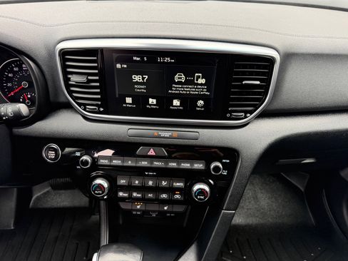 Used 2020 Kia Sportage EX image 28