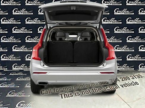 Used 2018 Volvo XC90 T6 Momentum w/ Convenience Package AWD/4WD image 7